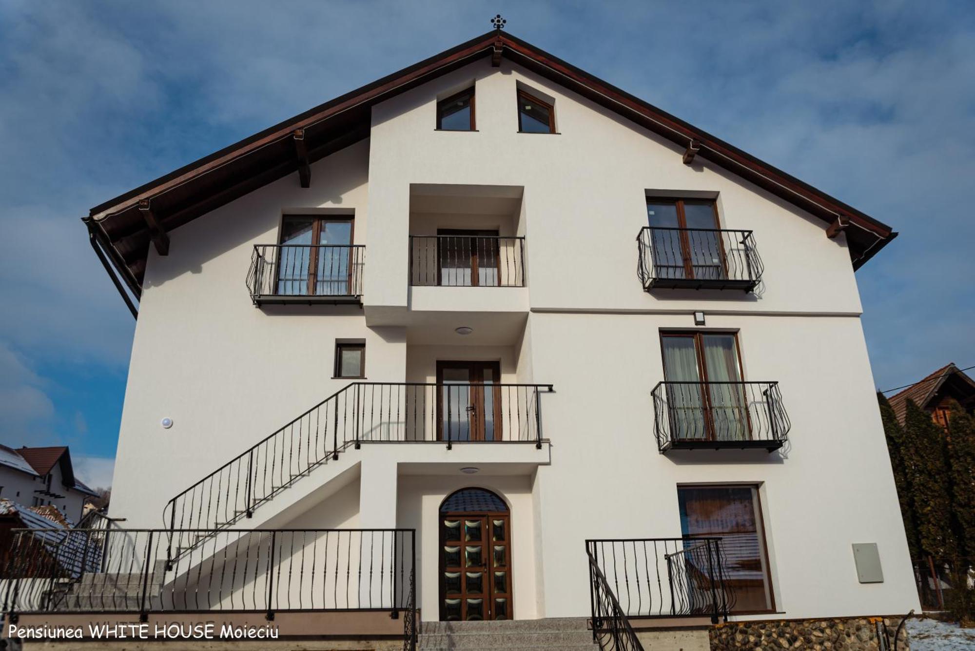 White House Moieciu Hotel Moieciu de Jos Exterior photo